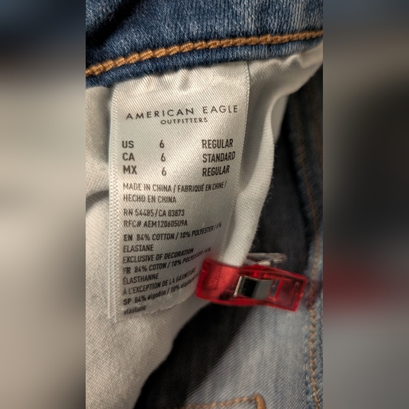 2/$40 American Eagle Outfitters Blue Straight Leg Jeans - Picture 4 of 4